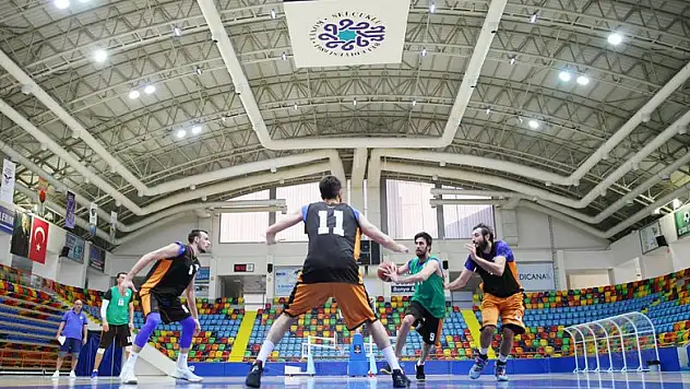 Selçuklu Basketbol, Petkim'e bileniyor