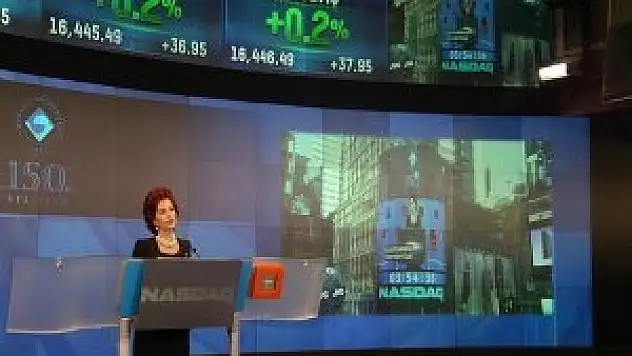 NASDAQ'ın kapanış zilini Prof. Dr. Barbarosoğlu çaldı