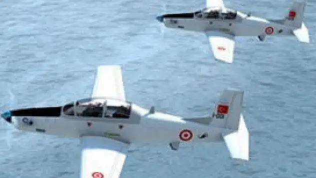 Eğitim uçağı düştü! 1 ölü 1 yaralı