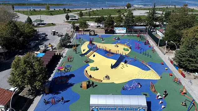 Beyşehir Belediyesinden yeni konseptli çocuk parkı