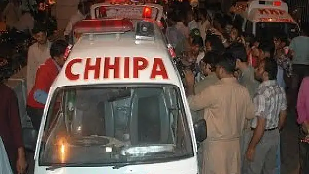 Pakistan'daki terör saldırıları: 9 ölü, 40 yaralı