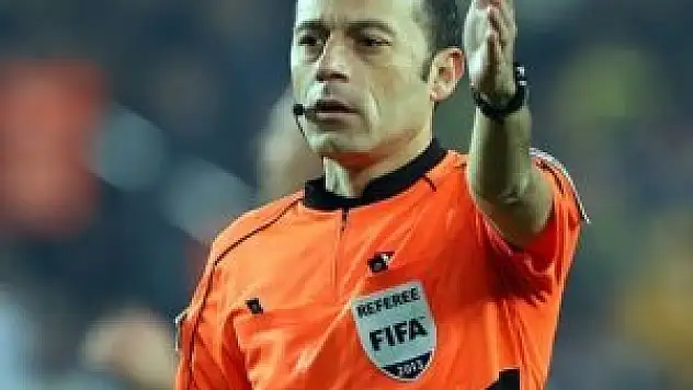 UEFA'dan Cüneyt Çakır'a dev görev!