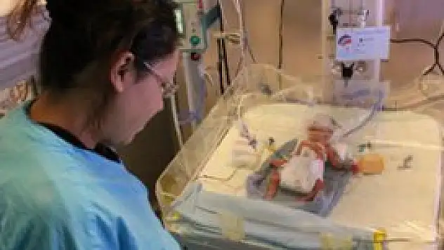 Öğretmen çiftin üçüzleri kısmetiyle geldi