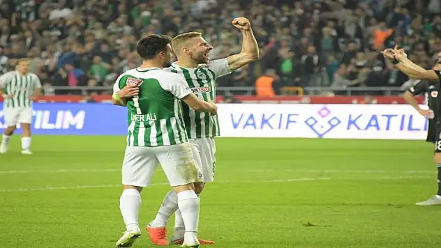 Konyaspor, zirveyi kovalayacak!