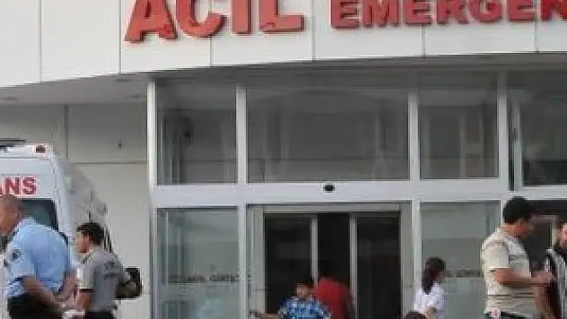 Sivas'ta merdivenden düşen asker yaşamını yitirdi