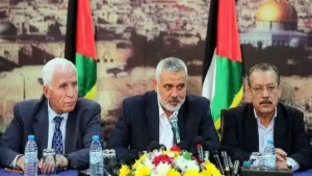 Yeni hükümetin siyasi programı olmayacak