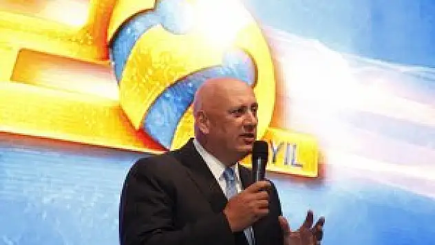 Turkcell, 'Önce müşterim' dedi ve  20. yılında büyümeye devam etti