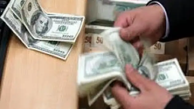 Dolar Ukrayna gerginliğiyle yükseliyor