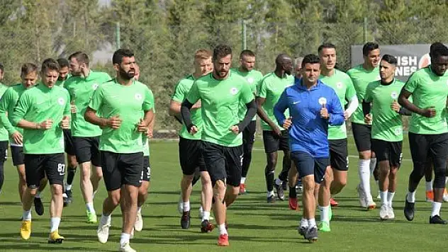 Konyaspor'da Rize maçında iki eksik