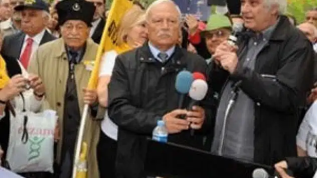 Tarık Akan darbe olmuyor diye stres yapıyor