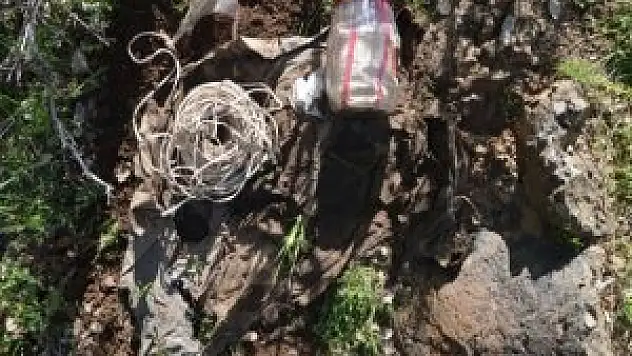 Hakkari'de patlayıcı ele geçirildi