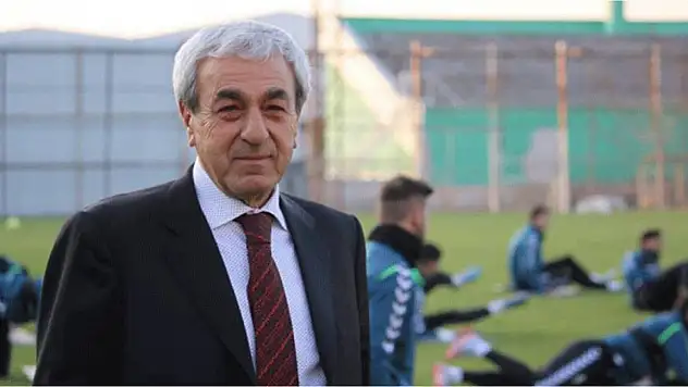 Futbolsuz yapamıyordu, her gün Sarayönü'nden geliyordu. İstifa etti!