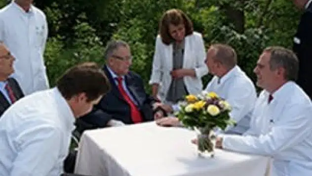 Talabani beyin kanaması sonrası ilk kez görüntülendi