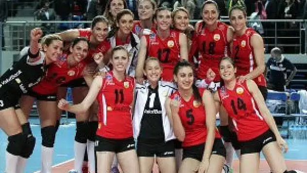 Fenerbahçe: 2 - VakıfBank: 3