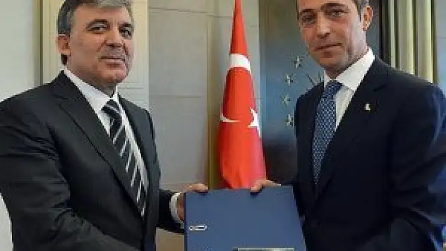 'Adalete Fener Yak' imzaları Cumhurbaşkanı Gül'de