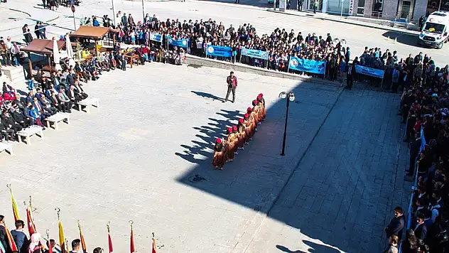 Yunak'ta 29 Ekim kutlamaları