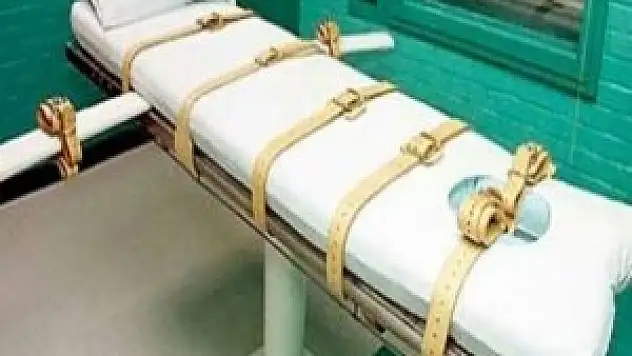 ABD'de kan donduran idam!