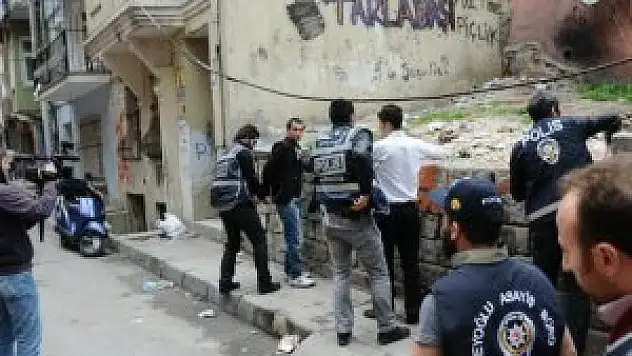 Beyoğlu'nda çok sayıda gözaltı