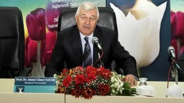 Mevlana'nın Konya'ya gelişi ile ilgili panel düzenlendi