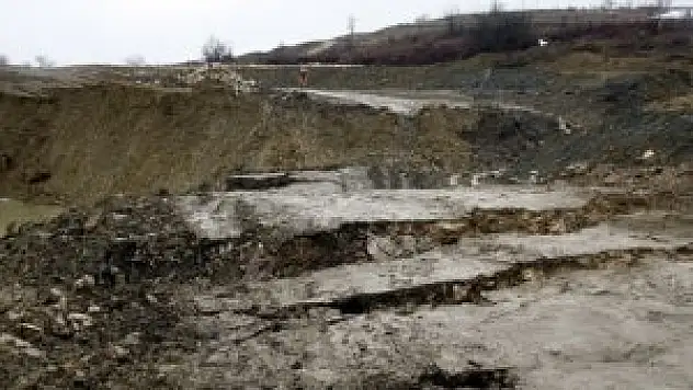 Afganistan'da heyelan faciası: 400 ölü