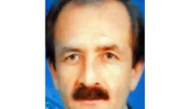 Otomobil kamyonetle çarpıştı: 1 ölü