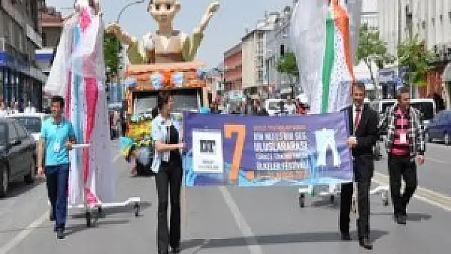 ''Bin Nefes Bir Ses'' Tiyatro Festivali başladı