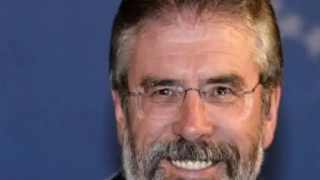 Gerry Adams serbest bırakıldı