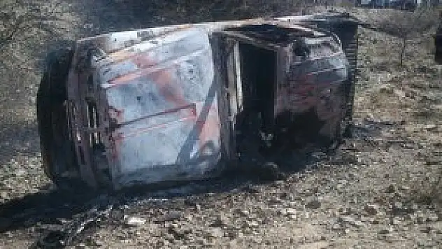 Yemen'de askeri servis aracına saldırı