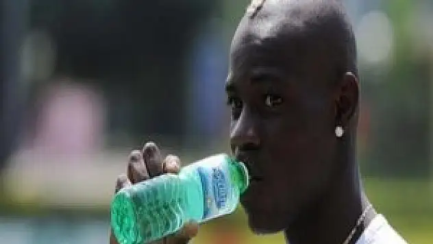 Galatasaray'da Balotelli bombası