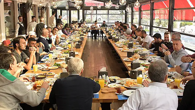 Konyaspor, kahvaltıda moral depoladı