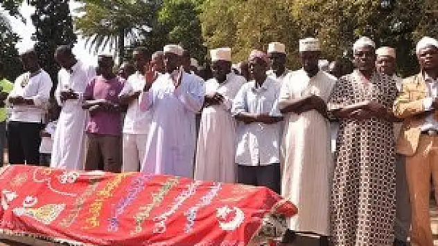 Cenazesi İslami usullere göre defnedildi