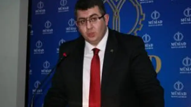 Genç MÜSİAD'ta nöbet değişimi