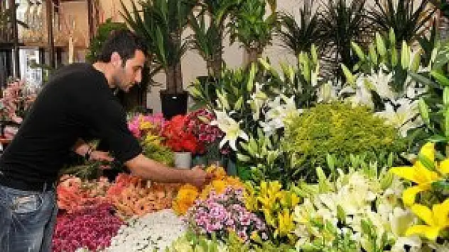'Anneler Günü' çiçek sektörünün yüzünü güldürecek