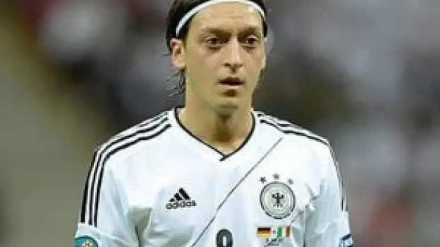 Mesut hedefi belirledi: Şampiyonluk