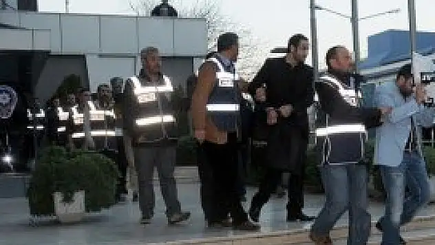 6 ilde operasyon: 40 gözaltı