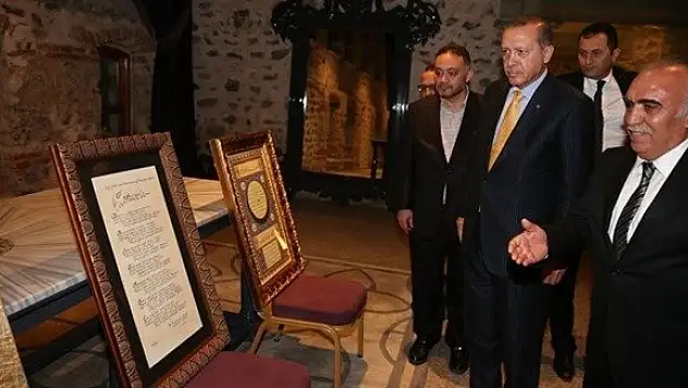 Başbakan Erdoğan'a anlamlı hediye