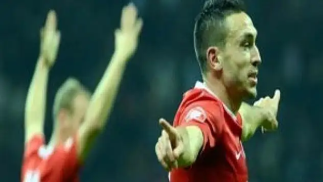 Mevlüt Erdinç Fenerbahçe'de