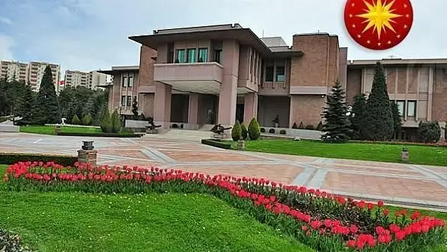 Siyasilerin görevden ayrılmasına gerek yok