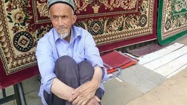Uygurlar kendi topraklarında yabancı oldular