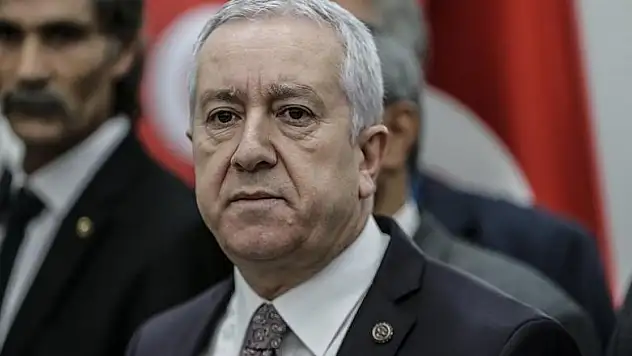 MHP'den Kocamaz'a 'başkanlıktan da istifa et' çağrısı