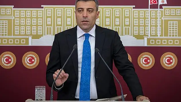 Öztürk Yılmaz CHP'den ihraç edildi