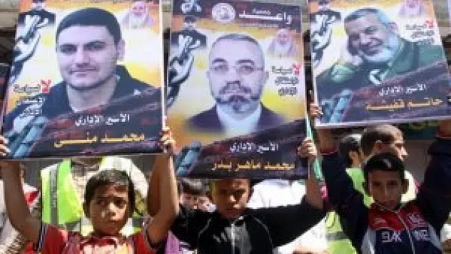 Gazze'de açlık grevindeki tutuklulara destek gösterisi