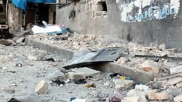 Suriye'de bomba yüklü araç infilak etti