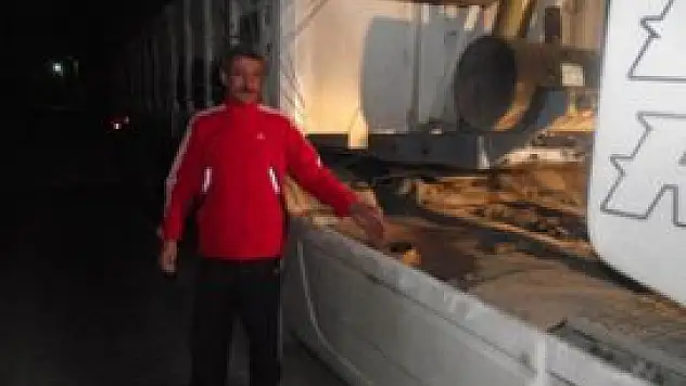 Un yüklü tırdan bakın ne çaldılar