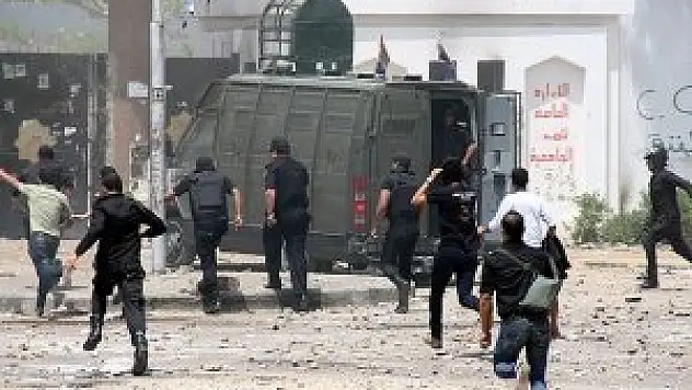 Mısır'da darbe karşıtı gösterilere müdahale