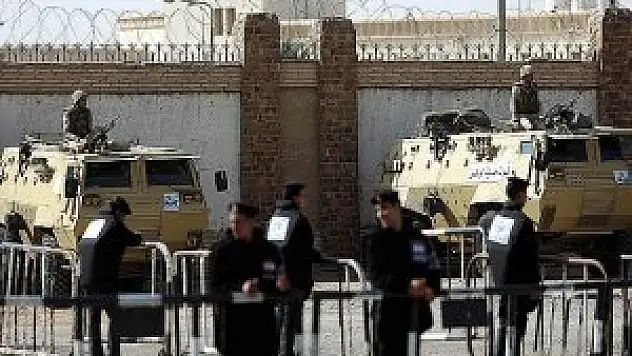 Mursi'nin yargılandığı dava 2 Haziran'a ertelendi