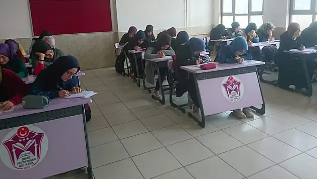 Seydişehir'de umre ödüllü bilgi yarışması