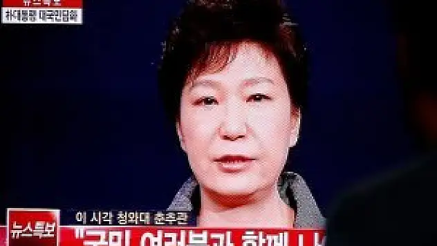 Park gözyaşları içinde halktan özür diledi