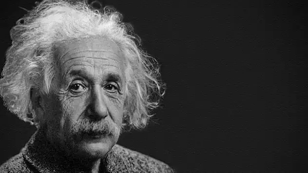 Einstein'ın 'Tanrı mektubu' 2,9 milyon dolara satıldı