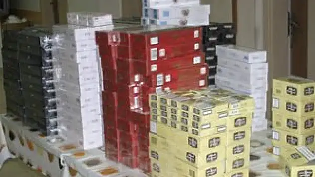 10 Bin paket kaçak sigara ile yakalandılar